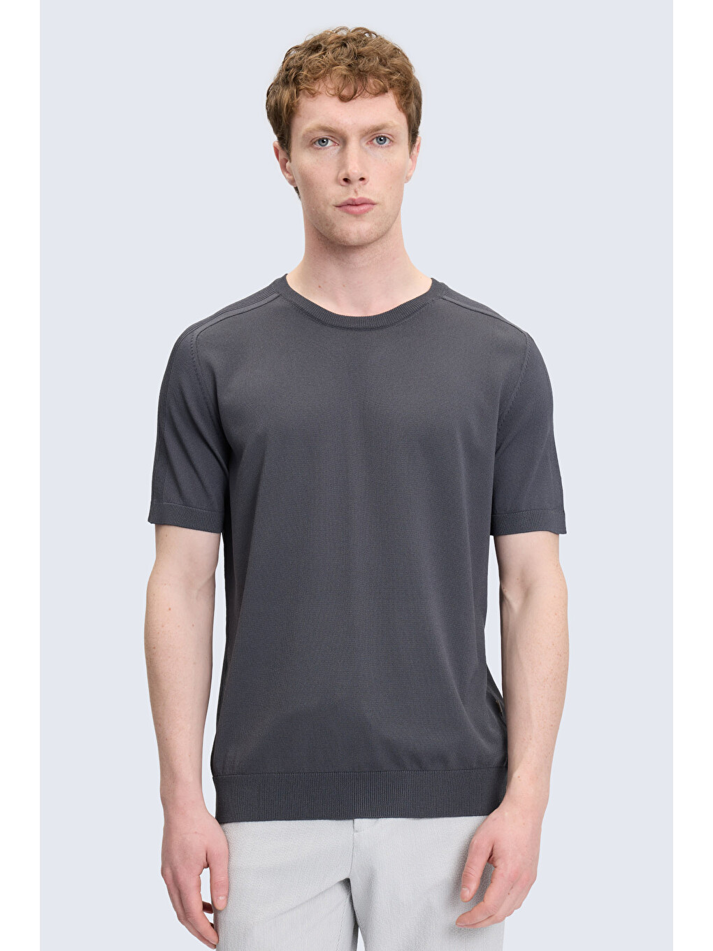 Antrasit Regular Fit Bisiklet Yaka Rayon Tişört