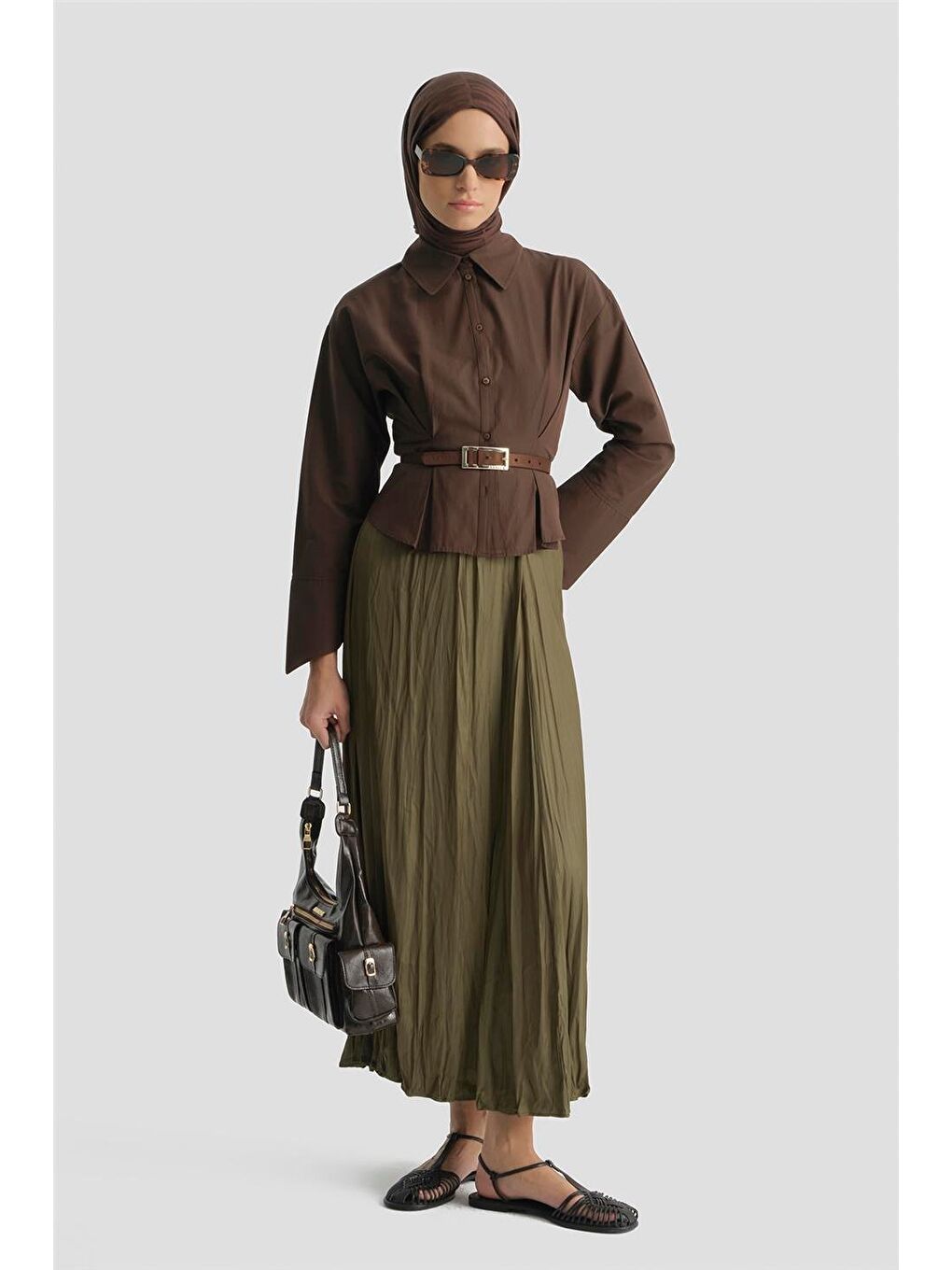 Kırışık Efektli Saten Etek Yağ Yeşili-1