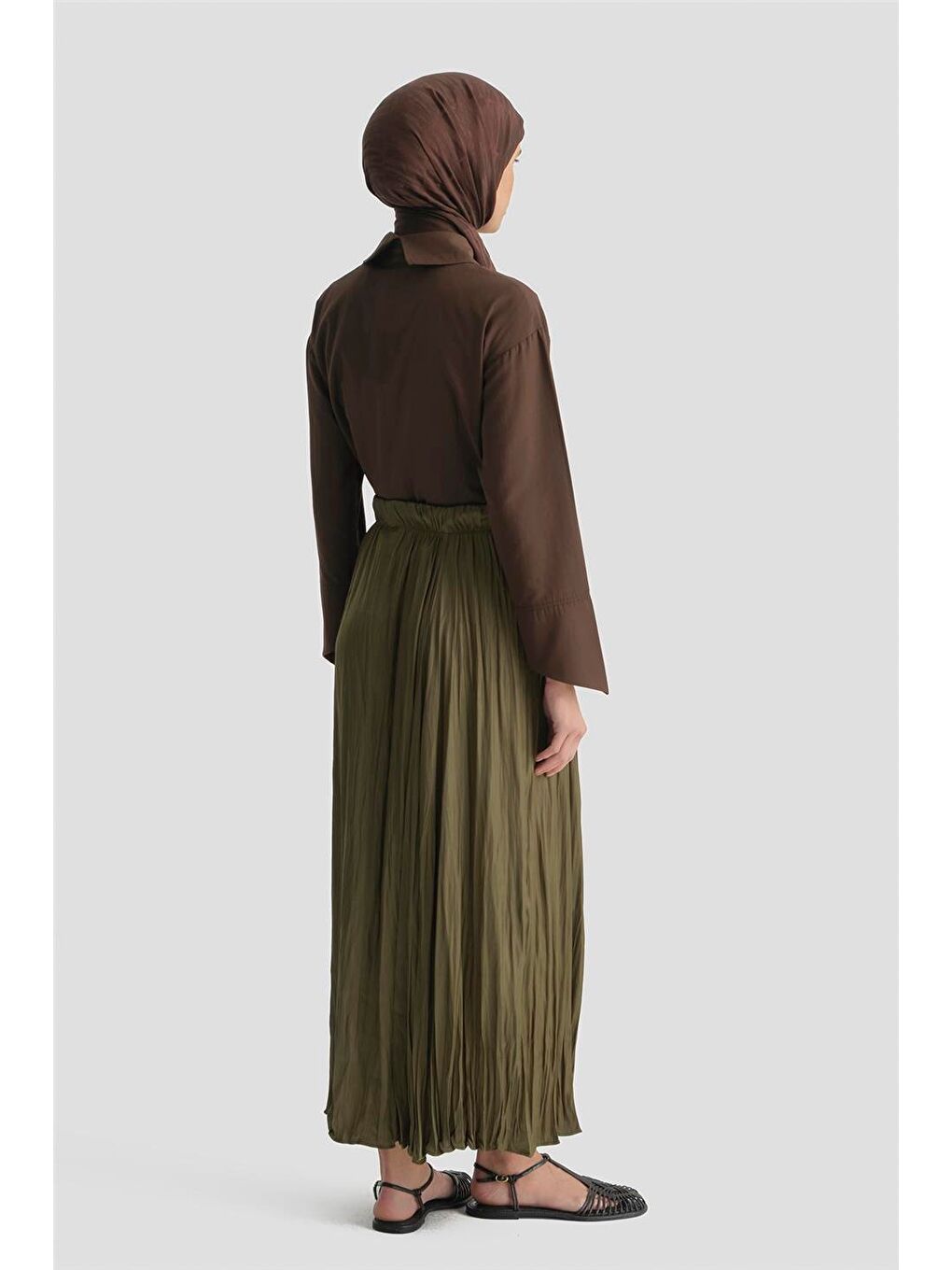 Kırışık Efektli Saten Etek Yağ Yeşili-3