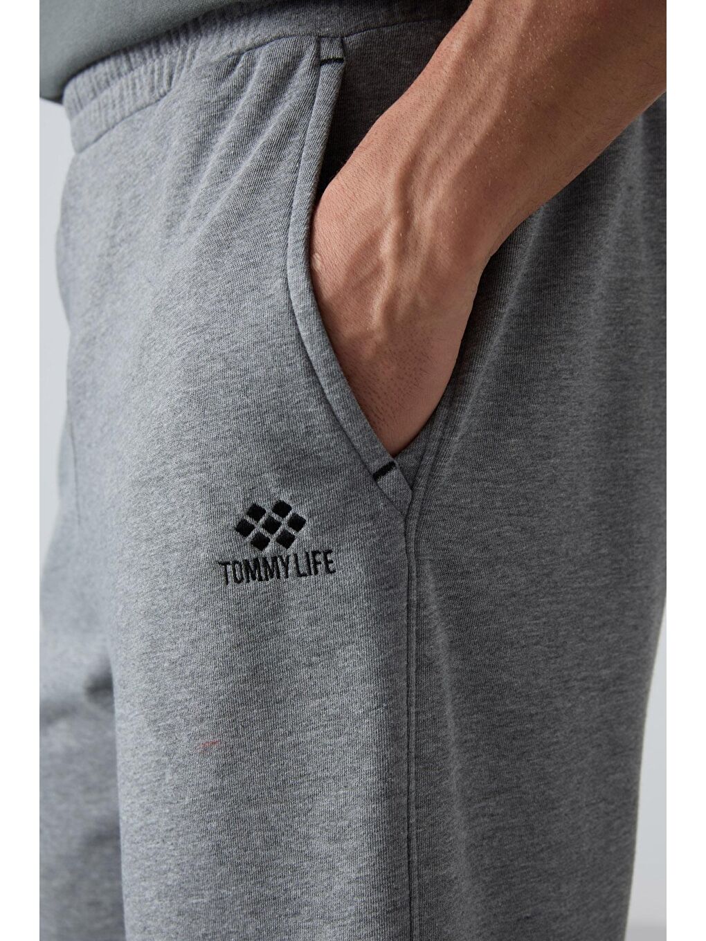 TOMMYLIFE Gri Melanj Pamuklu Kalın Yumuşak Dokulu Comfort Fit Baskılı Erkek Şort - 81266 - 2