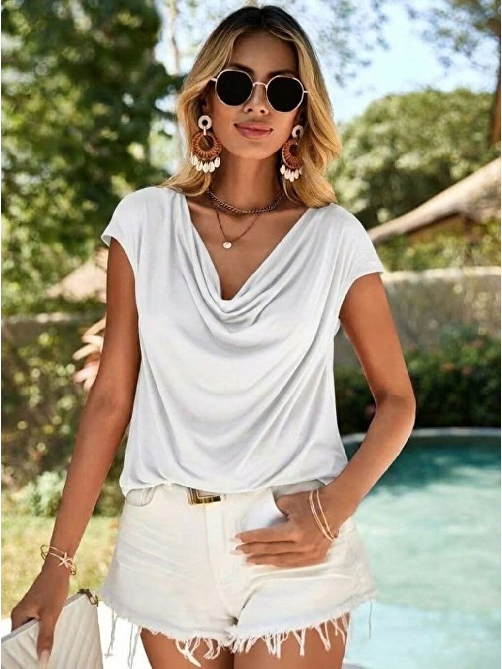 Beyaz Kadın Kısa Kollu Degaje Yakalı Viskon Bluz