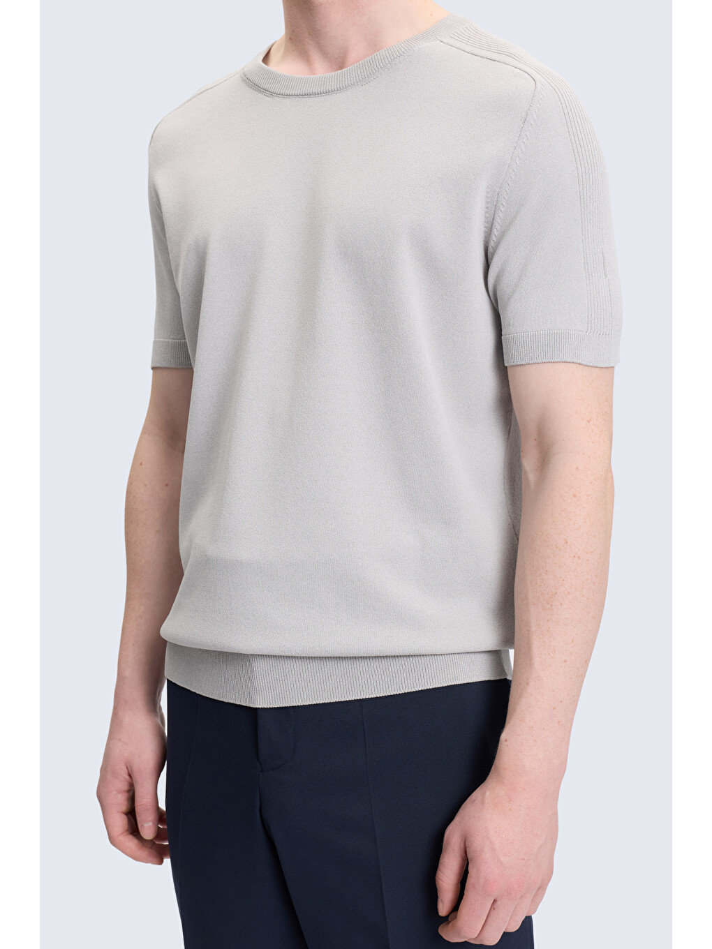 Gri Regular Fit Bisiklet Yaka Rayon Tişört-2