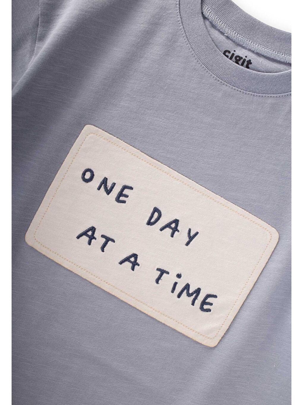 One Day At A Time Aplikeli T-Shırt 2-10 Yaş Pastel Mavi-2