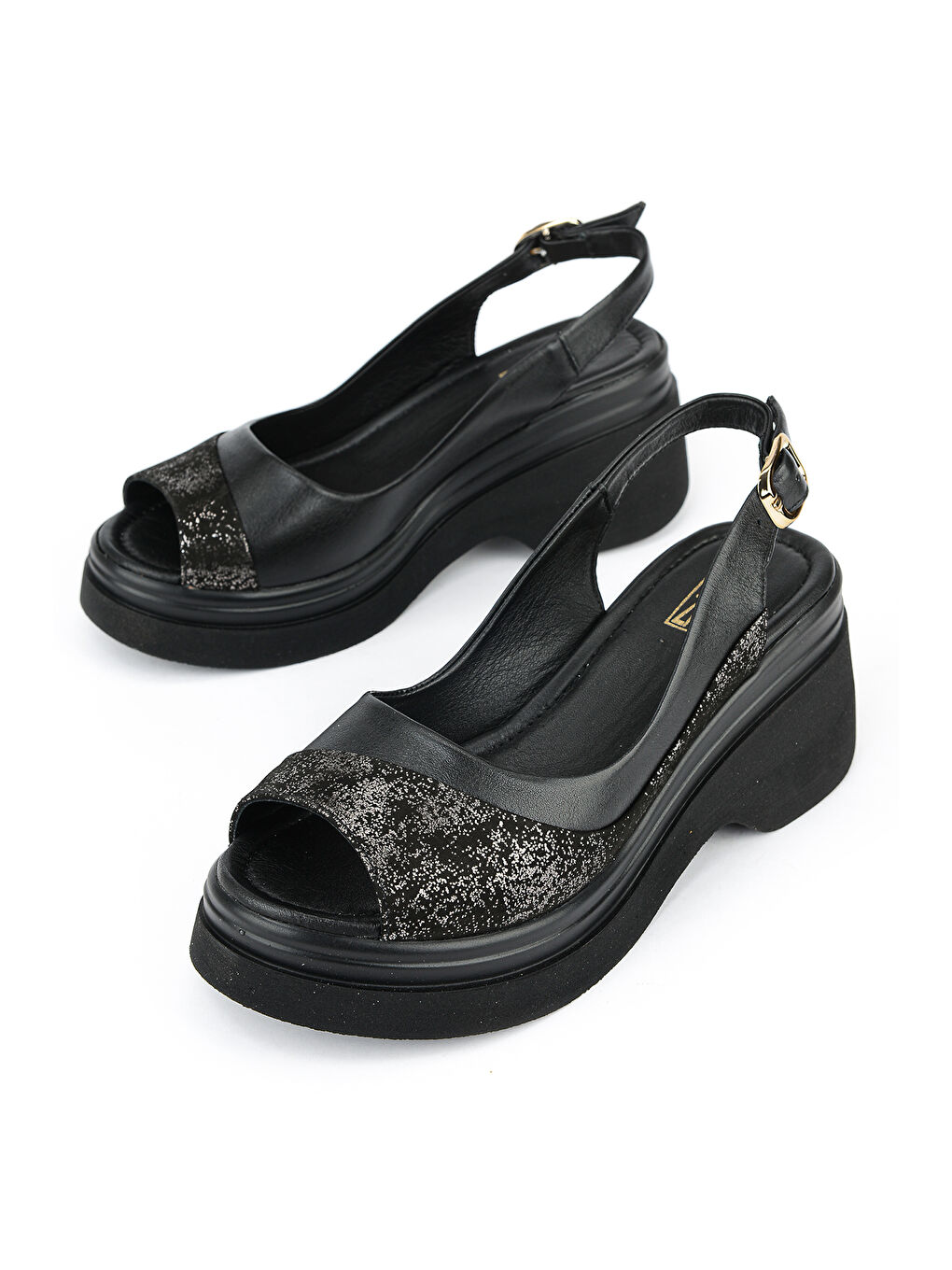 Kadın Hakiki Deri Dolgu Topuk Sandalet 161992Z64024 Siyah-4