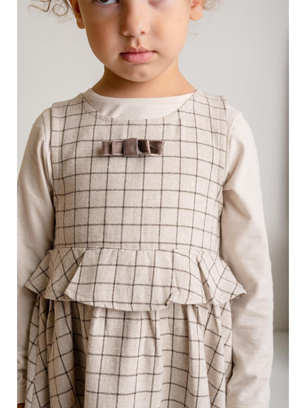 Kız Çocuk Fırfırlı Dokuma Elbise Ve Bluz Takım - Bej-2