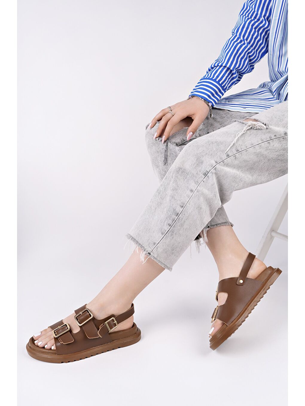 Kahverengi MEGGİE Çift Bantlı Ayarlanabilir Kemerli Günlük Kadın Sandalet-4