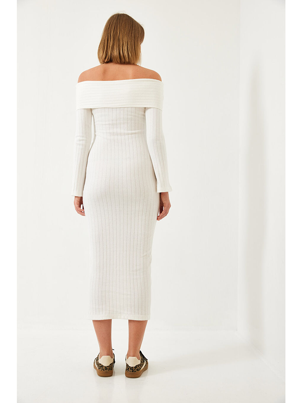 Beyaz Kadın Madonna Yaka İspanyol Kol Fitilli Elbise-6
