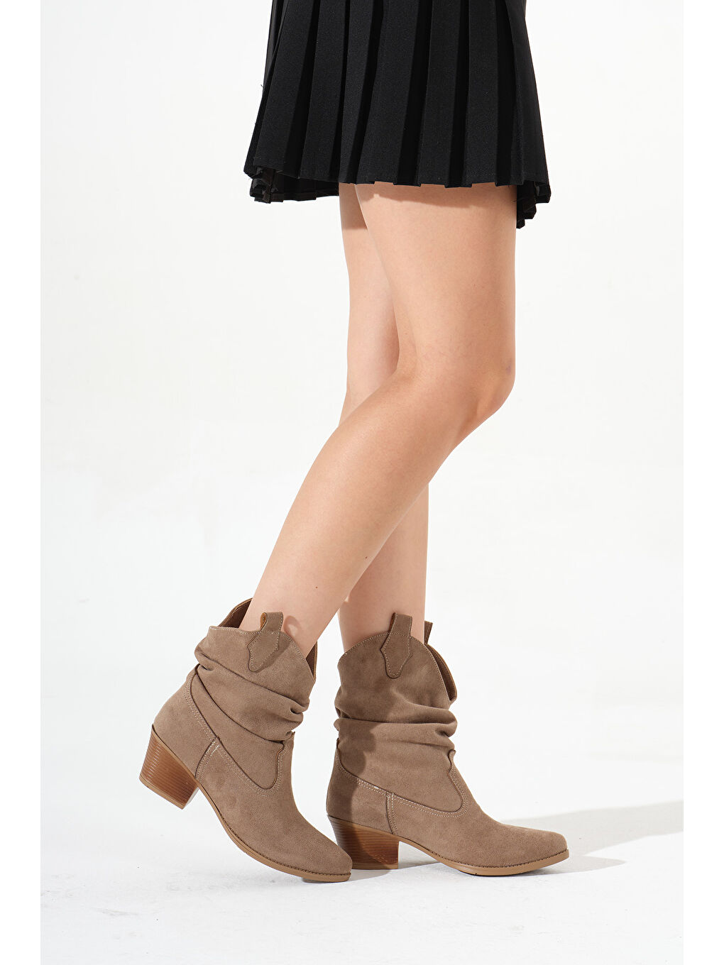 Kahverengi Kadın Vizon Süet Termo Taban Büzgülü Sivri Burunlu Western Kovboy Bot