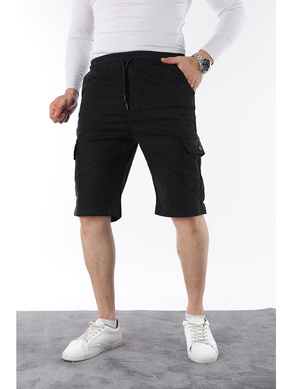 Siyah Erkek Beli Lastikli Dikiş Detaylı Kargo Cep Kapri Şort