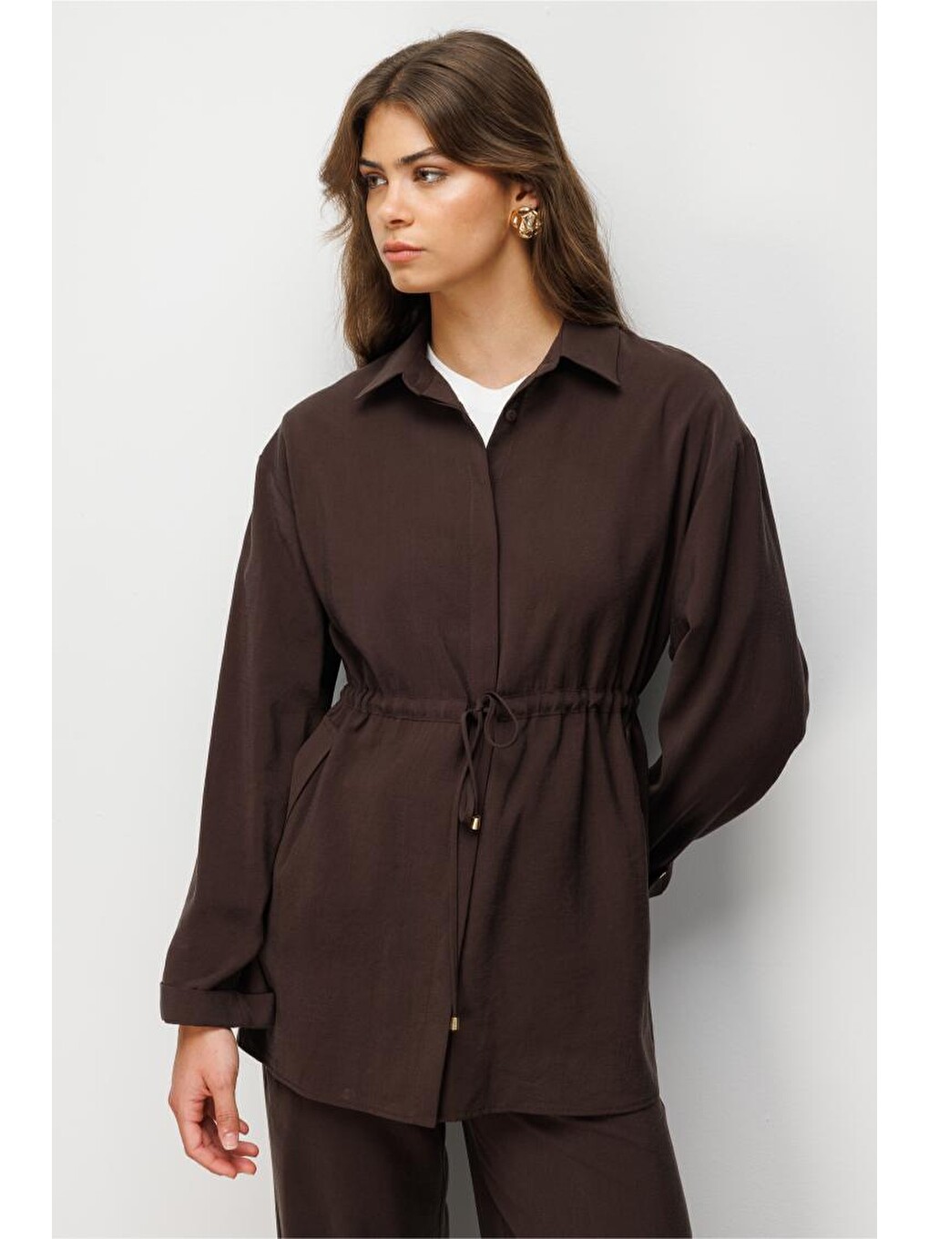 Beli Büzgülü Modal Dokulu Kahverengi Tunik-3