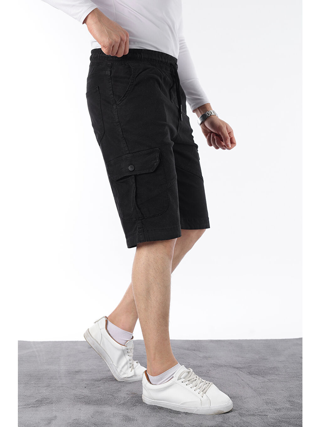Siyah Erkek Beli Lastikli Dikiş Detaylı Kargo Cep Kapri Şort-1