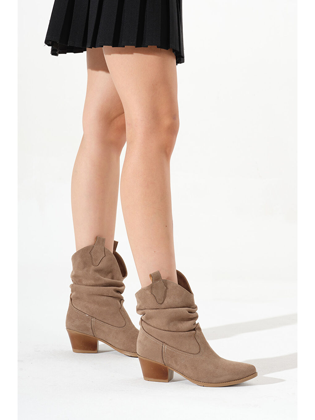 Kahverengi Kadın Vizon Süet Termo Taban Büzgülü Sivri Burunlu Western Kovboy Bot-1