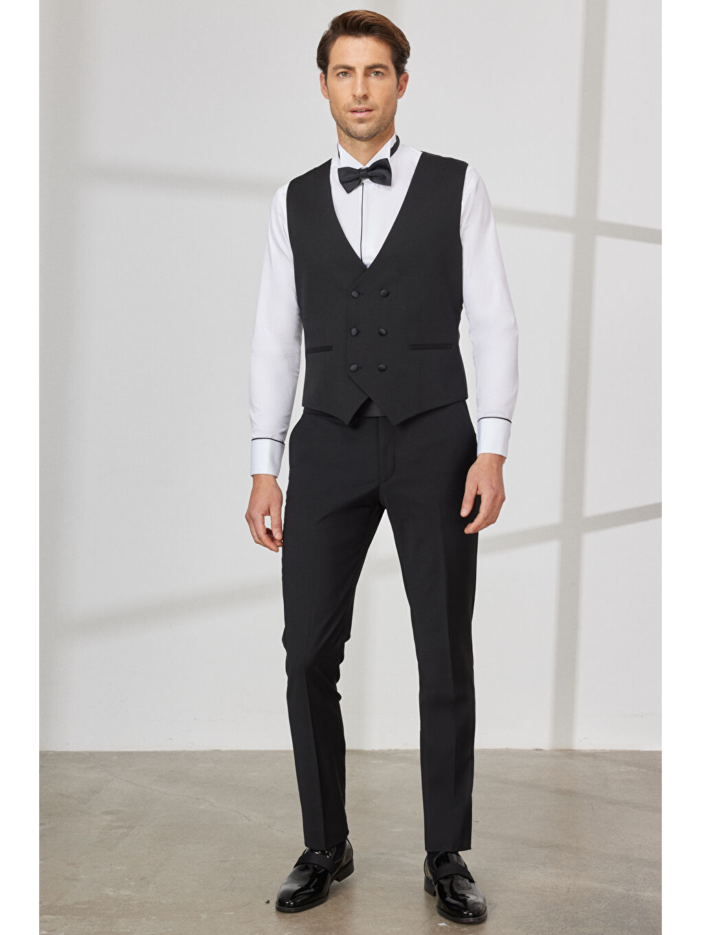 Erkek Siyah Slim Fit Dar Kesim V Yaka Desenli Klasik Yelek-1