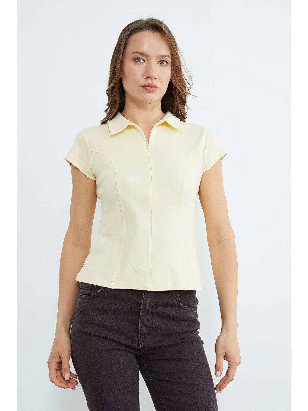 Sarı Basic Yarım Fermuarlı Polo Yaka Slim Fit Tişört-1