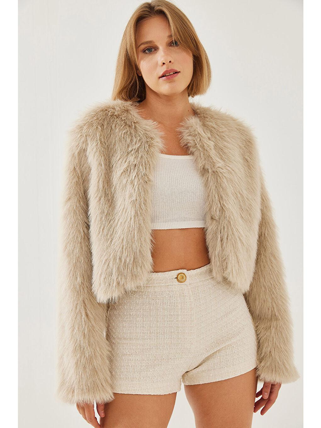 Bej Kadın Suni Kürkllü Astarlı Mont-1