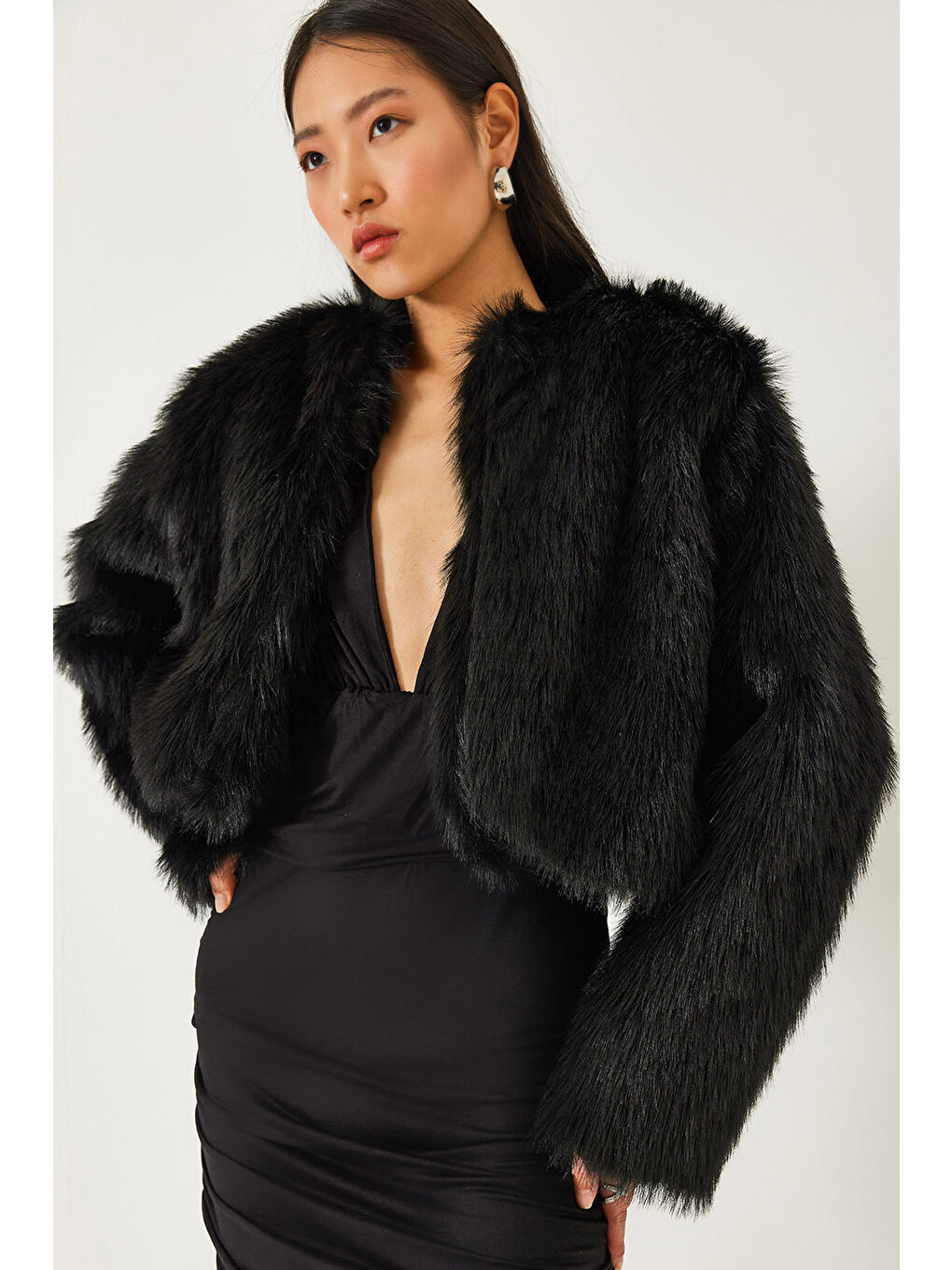 Siyah Kadın Suni Kürkllü Astarlı Mont
