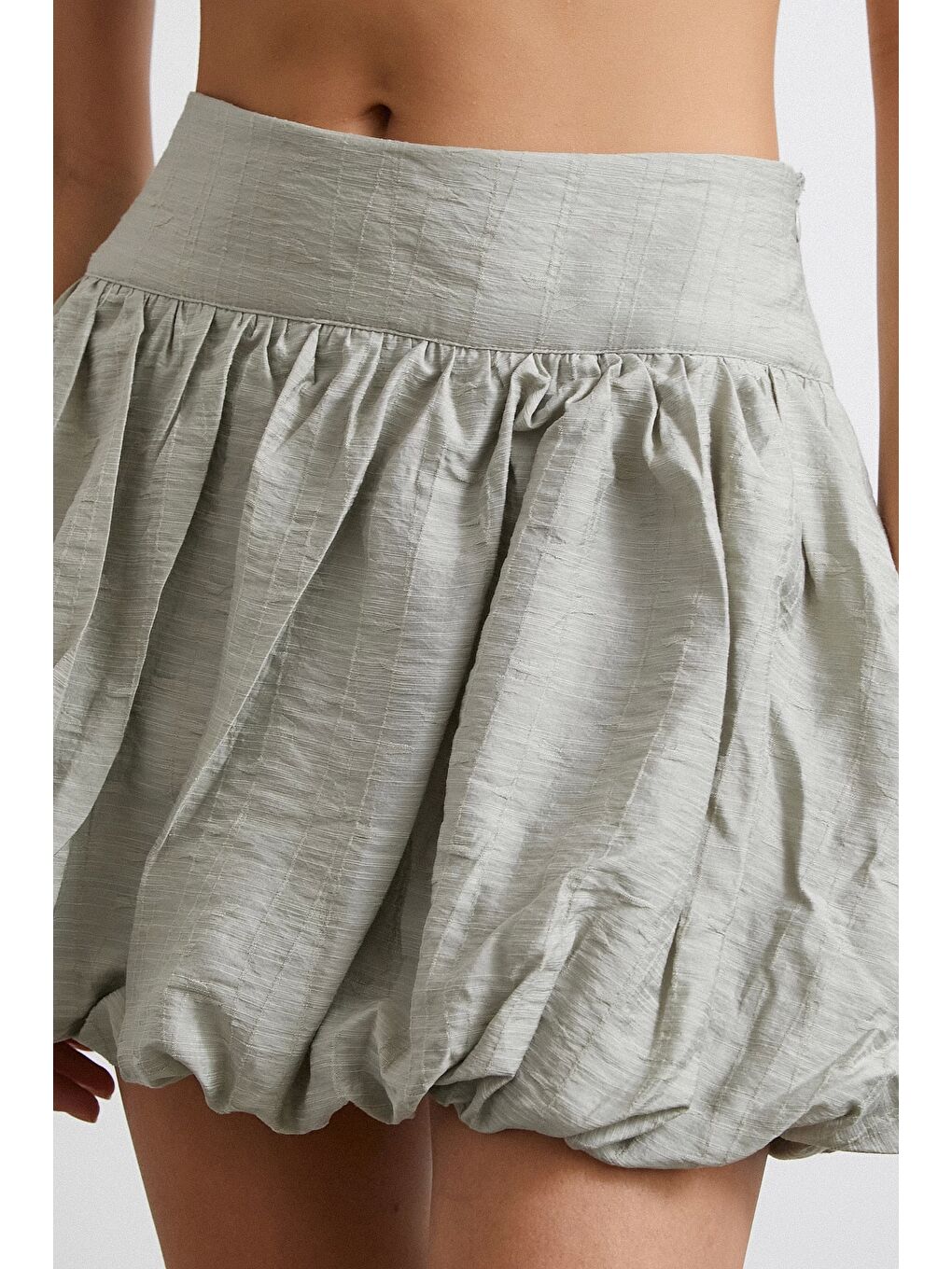 Bej Astarlı Balon Etek Taş-4