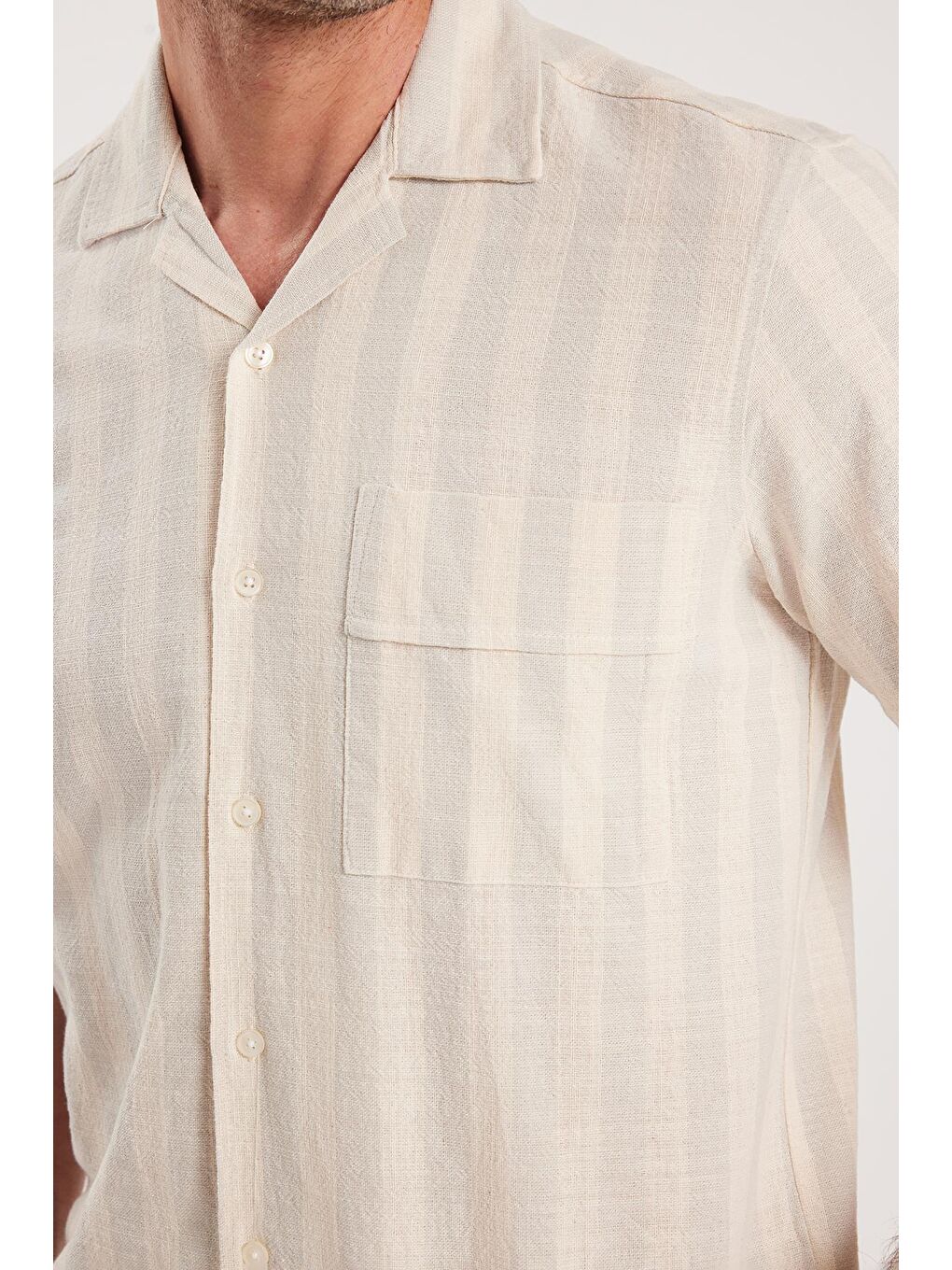 Karışık Erkek Regular Fit Klasik Kesim Kısa Kollu Apaş Yaka Çizgili Cepli %100 Pamuk Gömlek-2