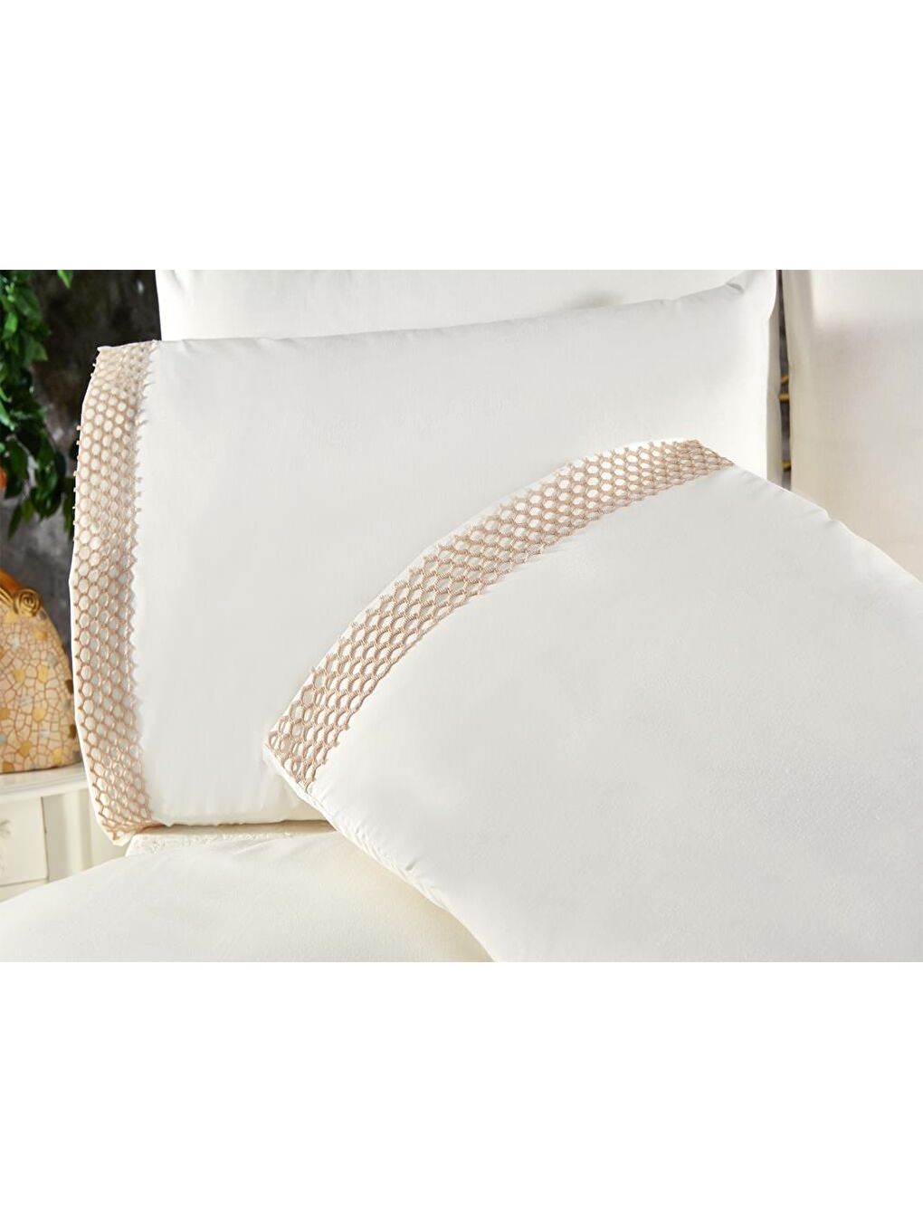 Karışık Tomira Dantelli 6 Parça Çift Kişilik Nevresim Takımı Krem Bej-3