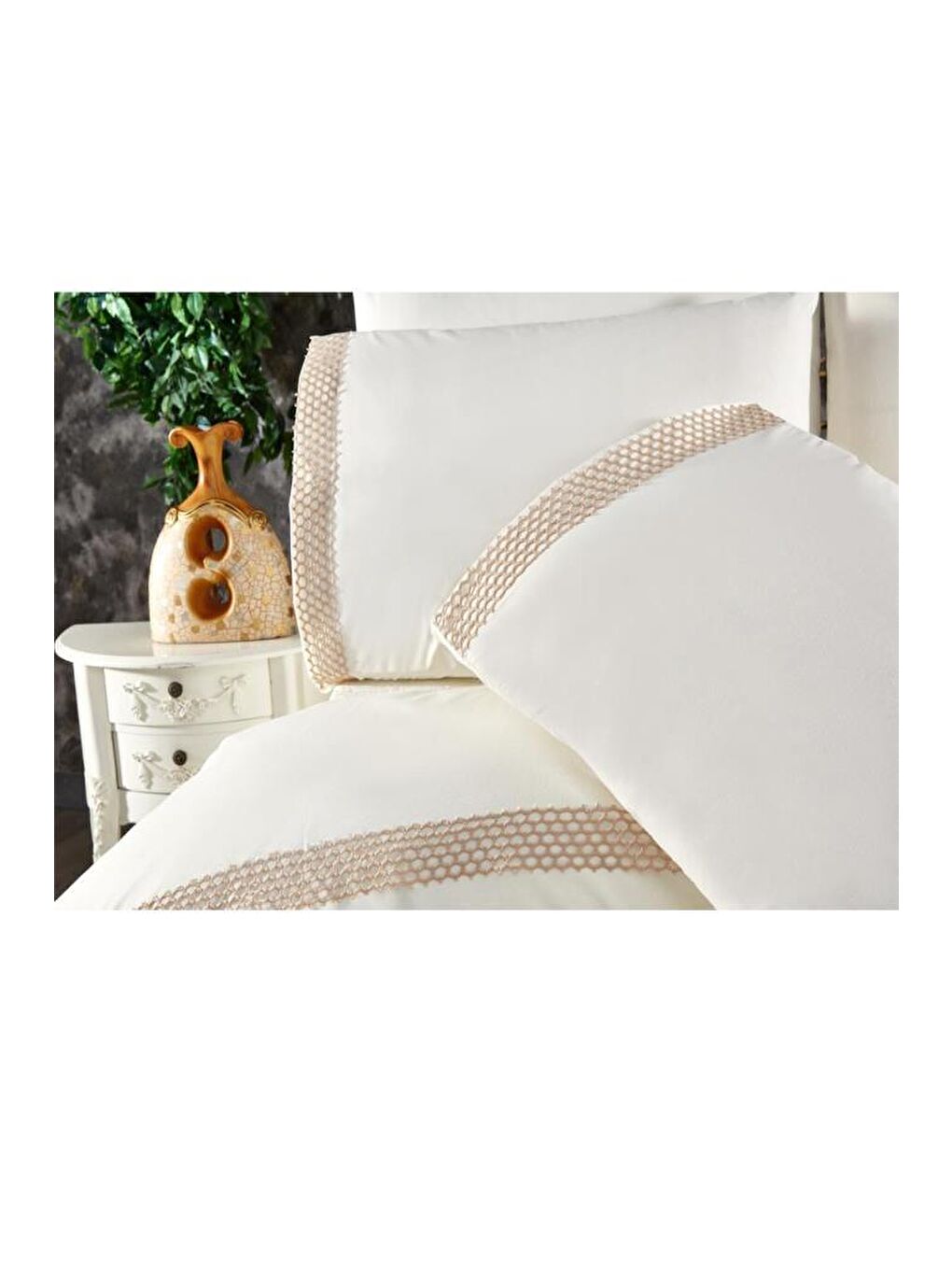 Karışık Tomira Dantelli 6 Parça Çift Kişilik Nevresim Takımı Krem Bej-7