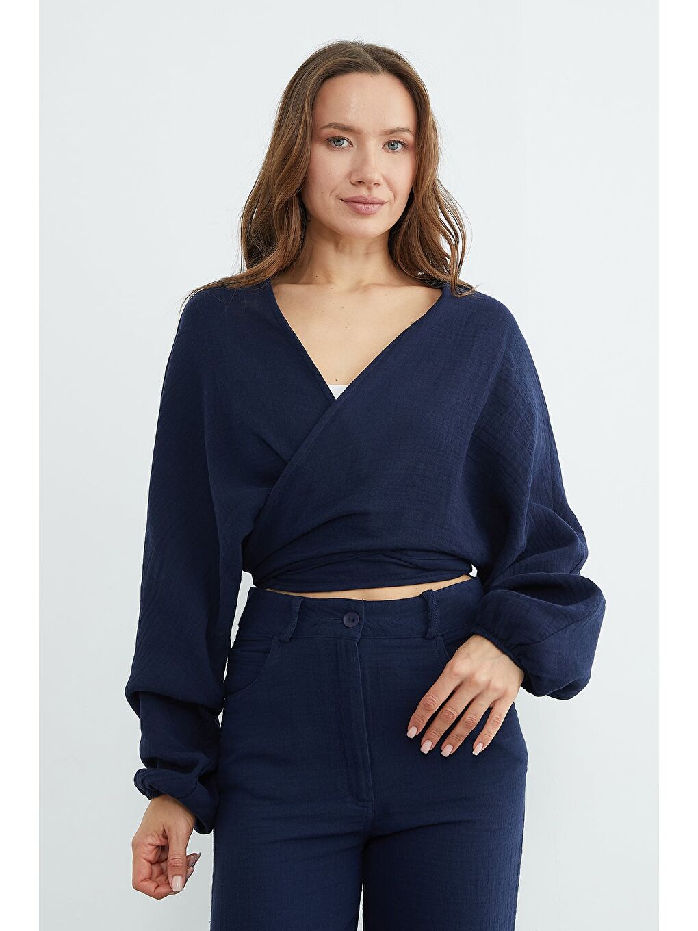 Lacivert Önü Bağlamalı Yarasa Kol Bluz-1