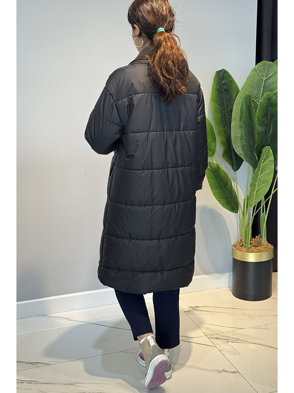 Fitilli Kadife Garnili Uzun Şişme Mont 35691 Siyah-3