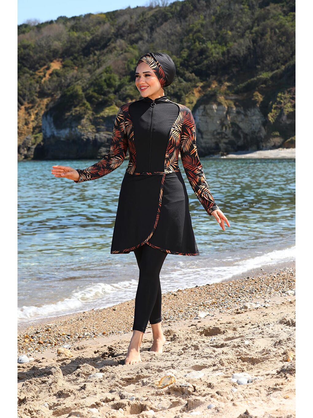 Siyah Garnili Pareo Model Tasarım Taytlı Kapalı Tesettür Mayo 33555-1