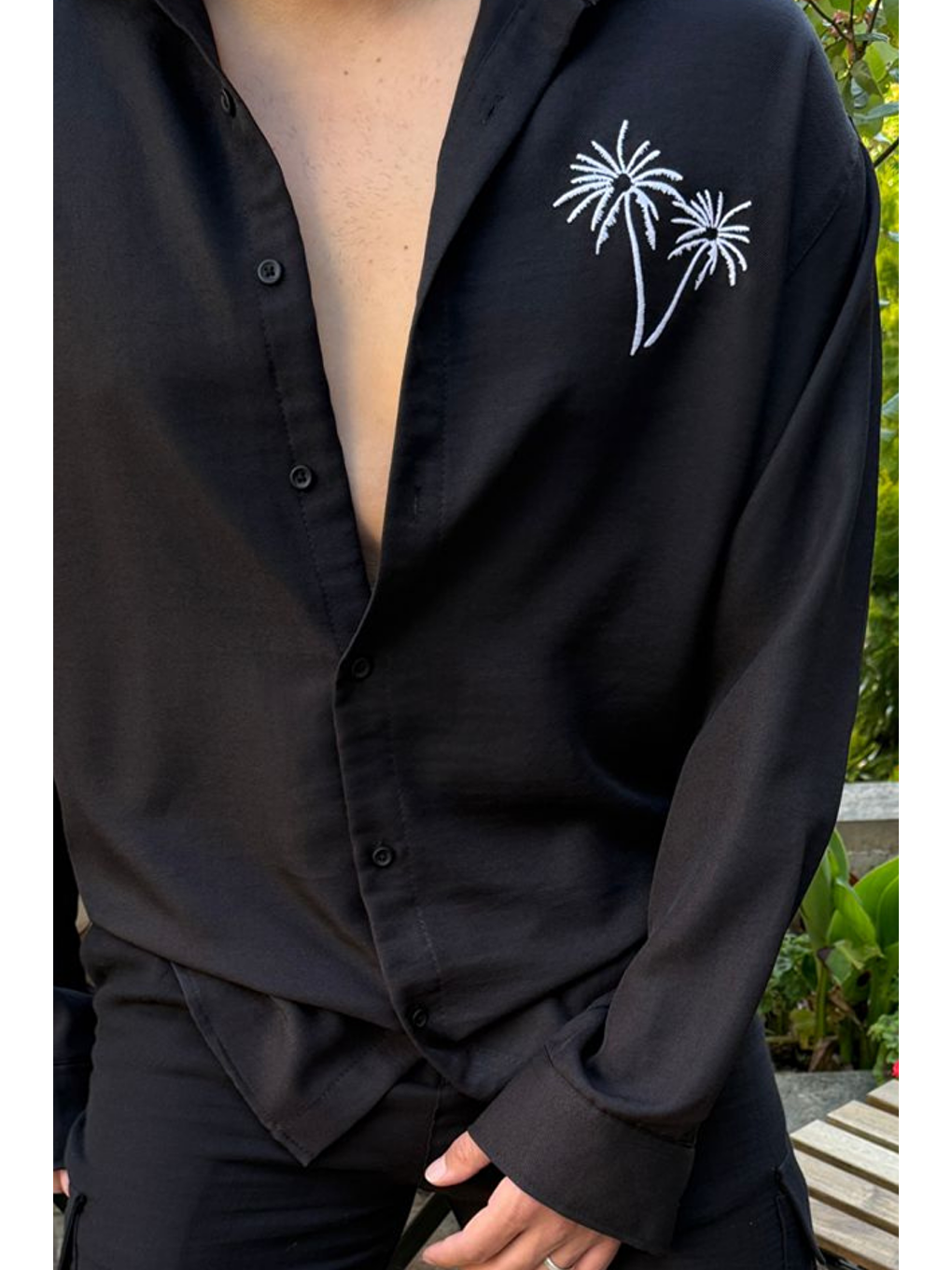 Erkek Siyah Düğmeli Yaka  100 Keten Nakışlı Gömlek-2