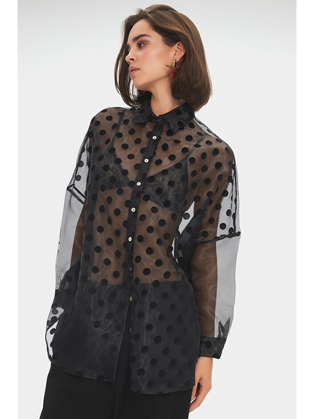 Kadın Exclusive Oversize/bol Kesim Transparan Detaylı Puantiyeli Siyah Gömlek-2