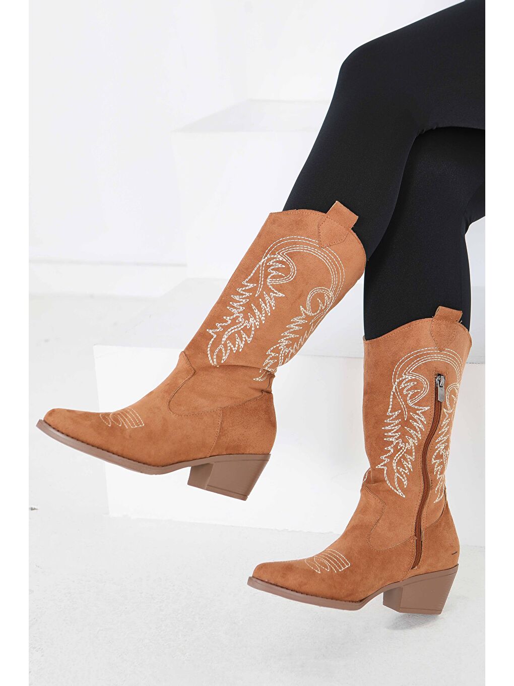 Kahverengi Kadın Taba Nakışlı Kovboy Fermuarlı Süet Çizme - 27851-TABA-2