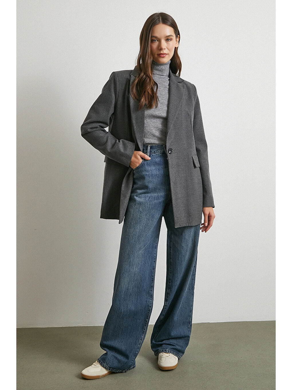 Yüksek Bel Beş Cepli Regular Fit Jean Lacivert-1