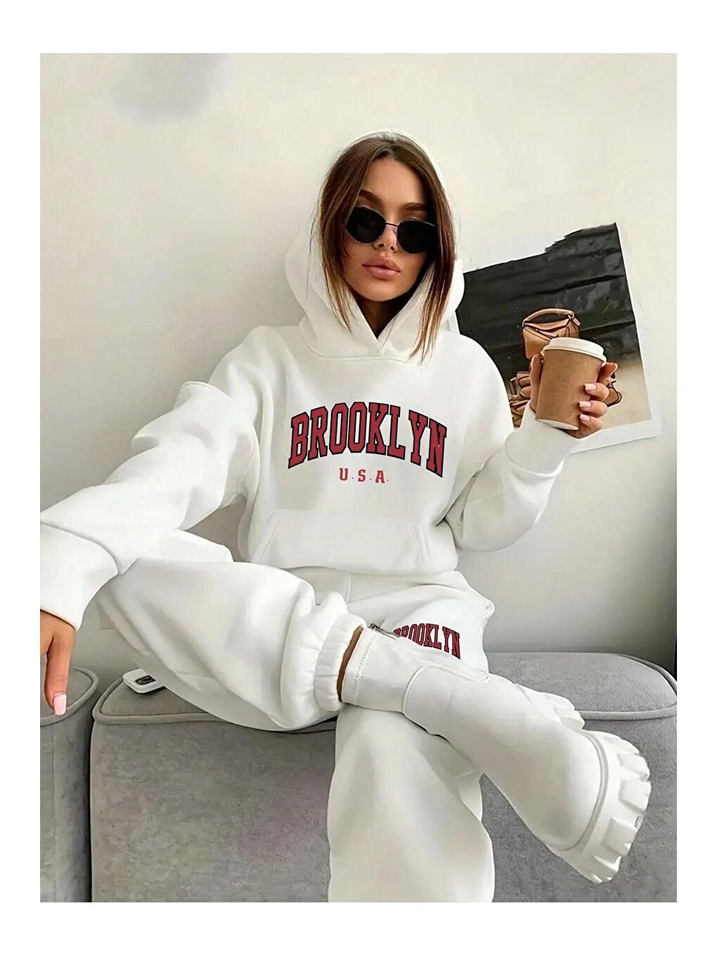 Kadın Beyaz Brooklyn Baskılı Oversize Alt Üst Eşofman Takımı