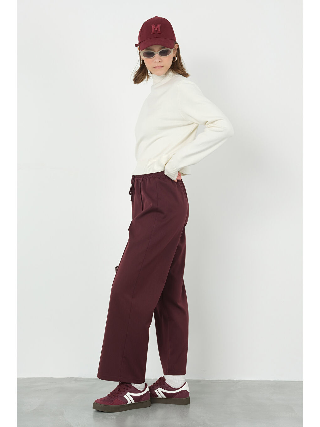 Önü Dikiş Detaylı Pantolon Bordo-1
