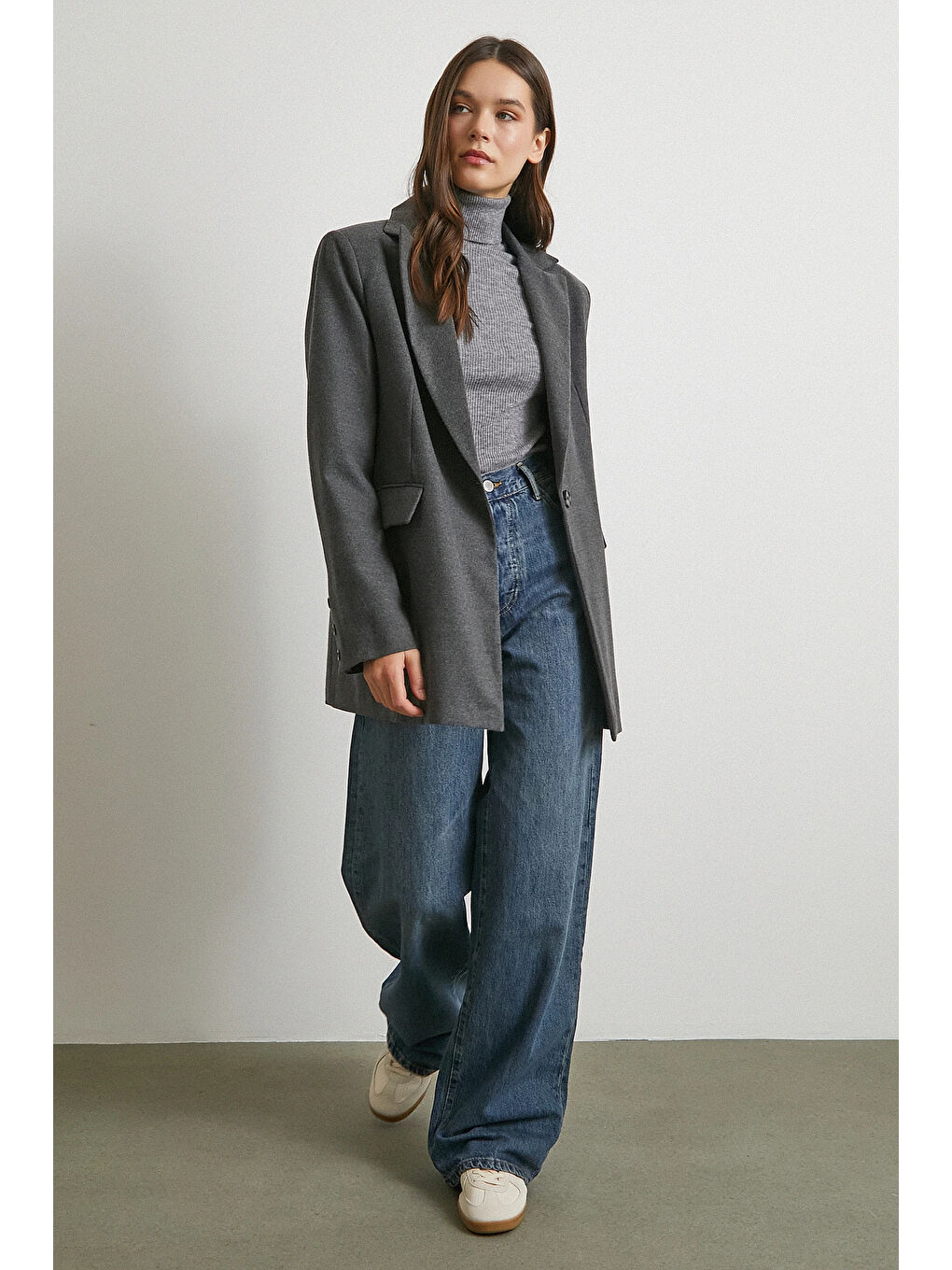 Yüksek Bel Beş Cepli Regular Fit Jean Lacivert-2