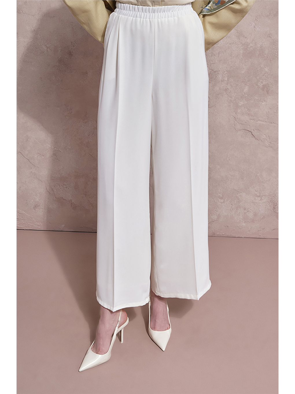 Lastikli Pileli Pantolon Ekru-2