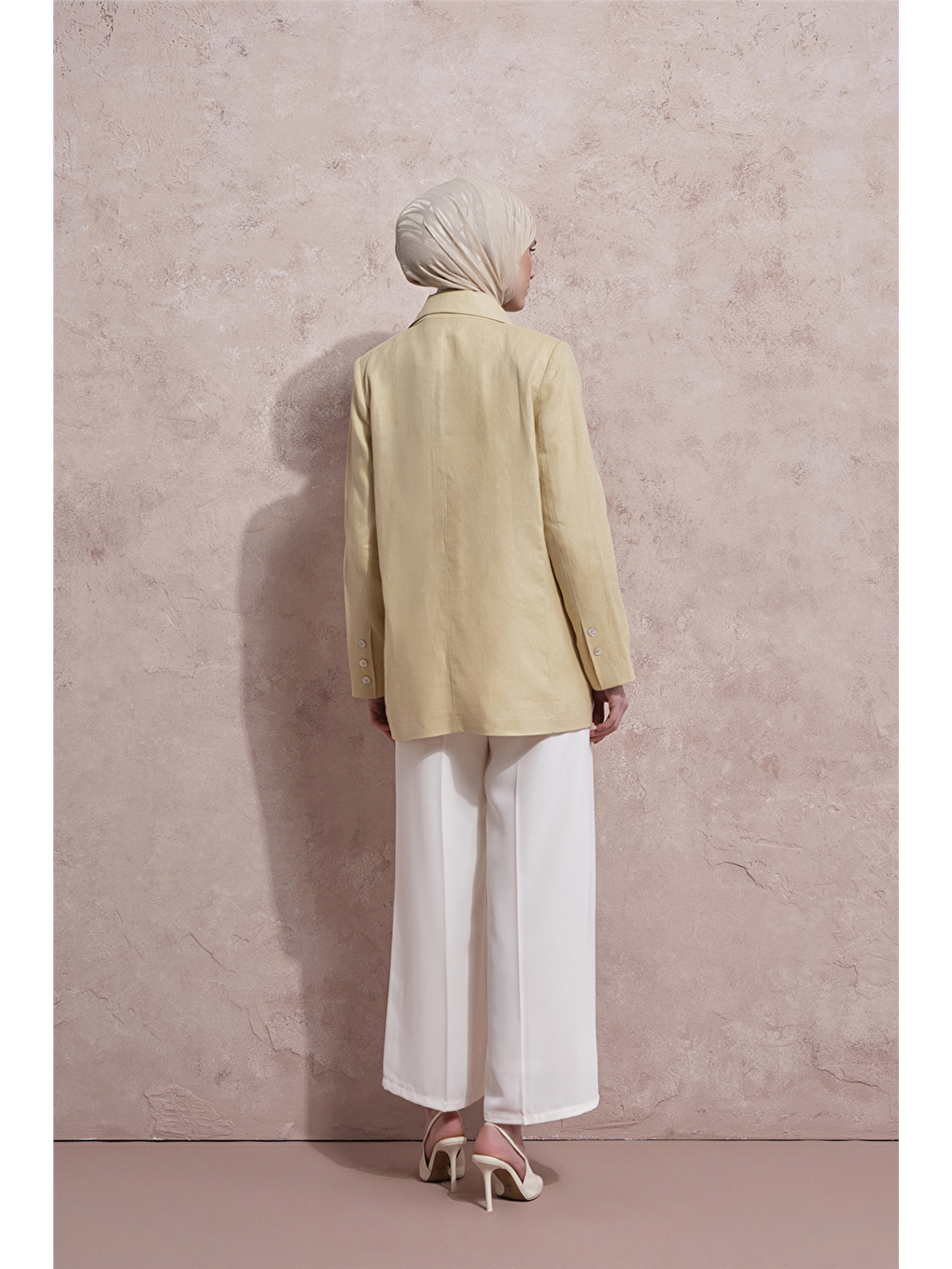 Lastikli Pileli Pantolon Ekru-3