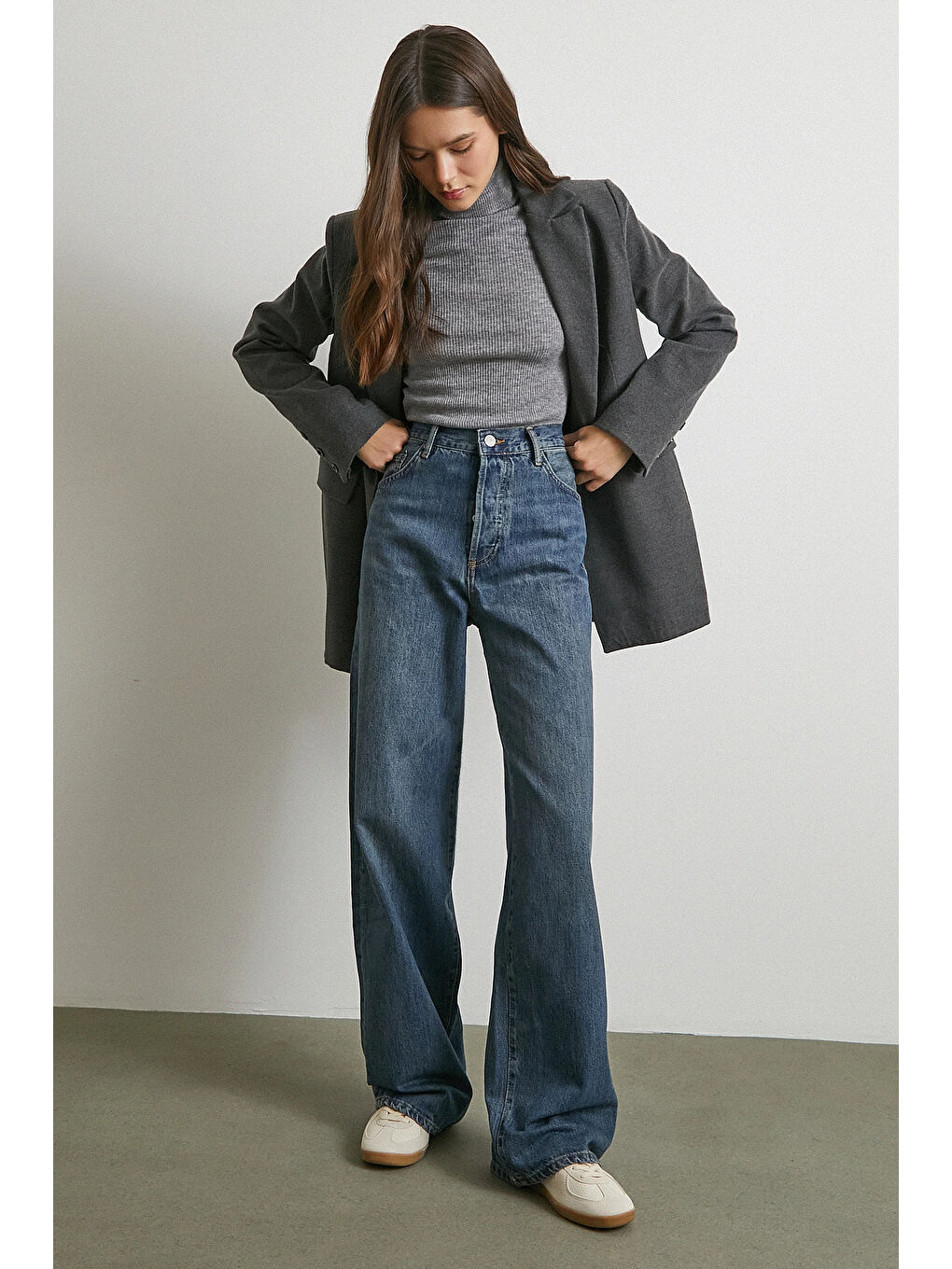 Yüksek Bel Beş Cepli Regular Fit Jean Lacivert-3