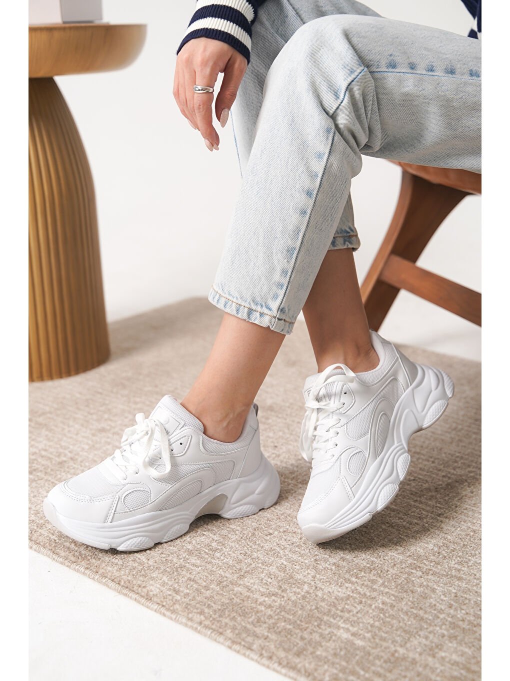 Beyaz D0164 Günlük Ortopedik Kadın Sneaker Spor Ayakkabı-1