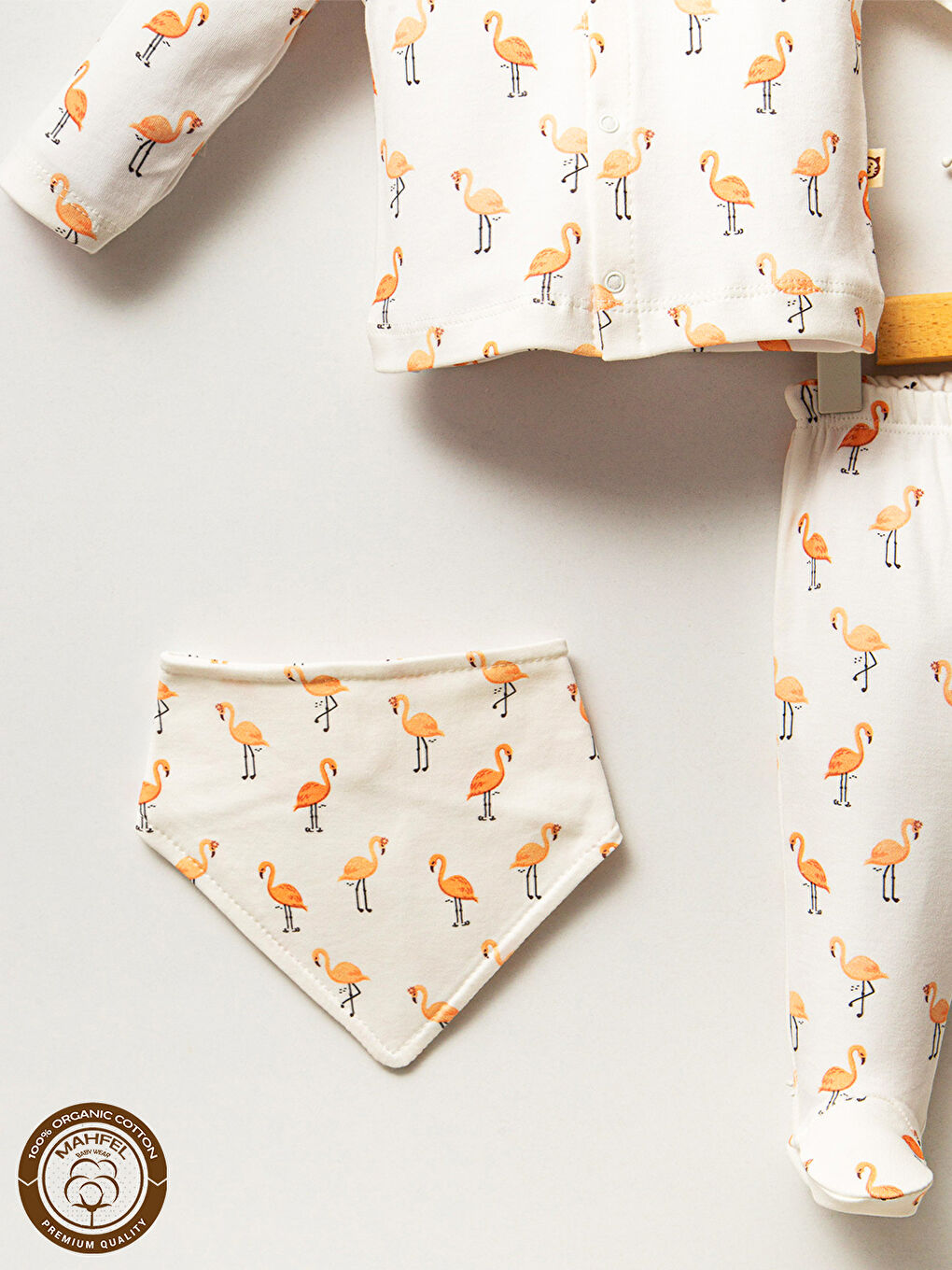 Beyaz 5'li Flamingo Desenli Bebek Hastane Çıkış Seti-1