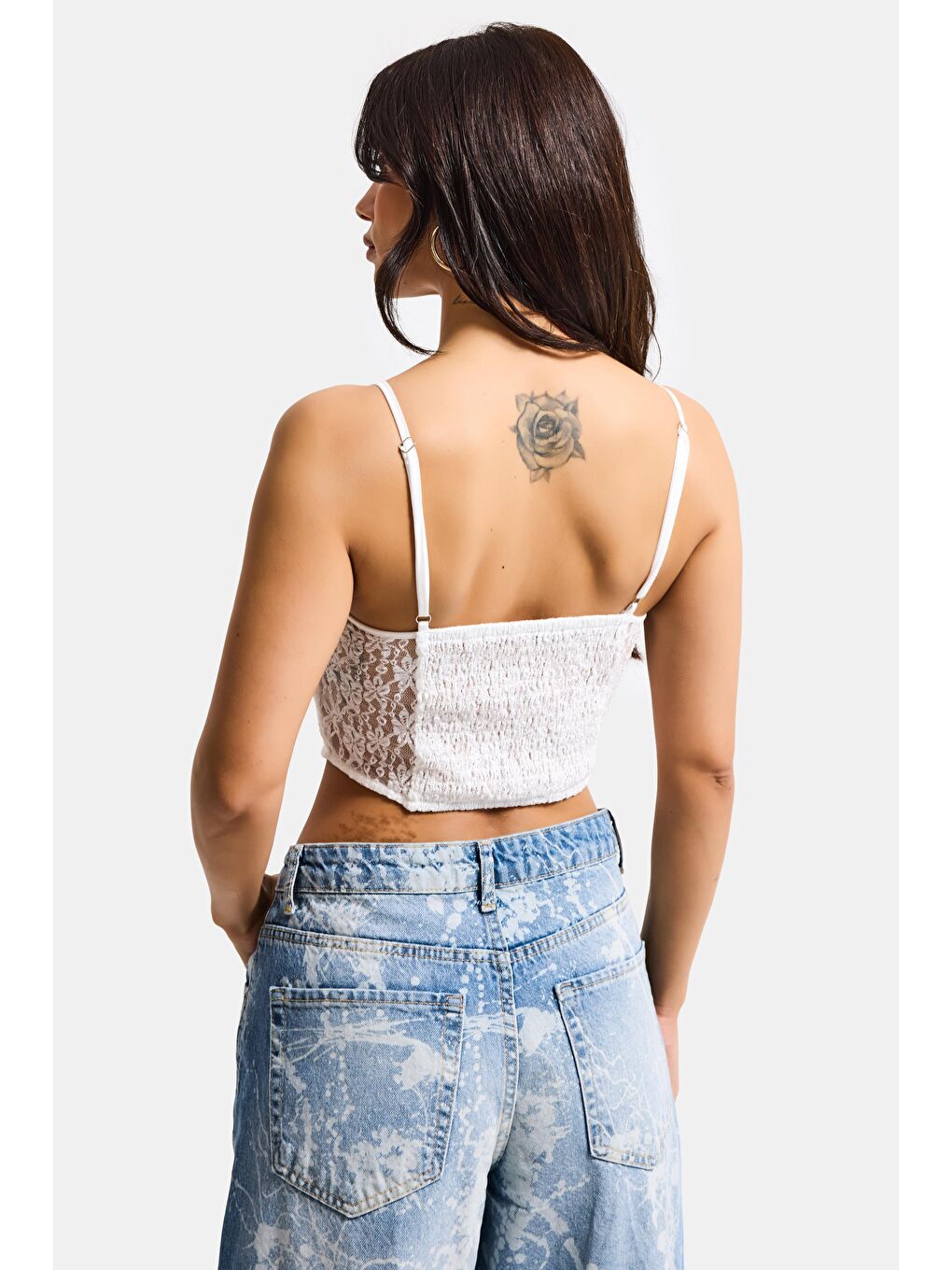 Kadın Beyaz s6-101 Crop Fit Askılı Dantel Detaylı Crop Top-1