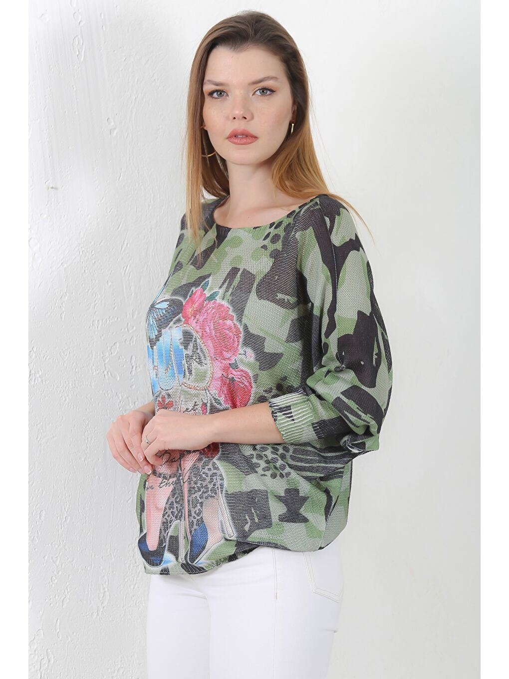 İtalyan Koyu Yeşil Kayık Yaka Yarasa Kol Dijital Baskılı Casual Triko Bluz-3