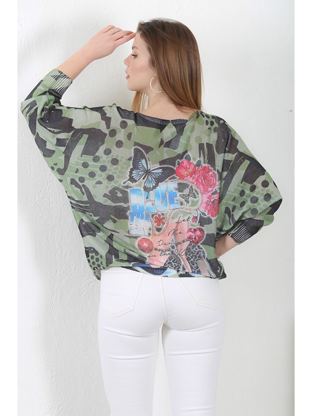 İtalyan Koyu Yeşil Kayık Yaka Yarasa Kol Dijital Baskılı Casual Triko Bluz-7