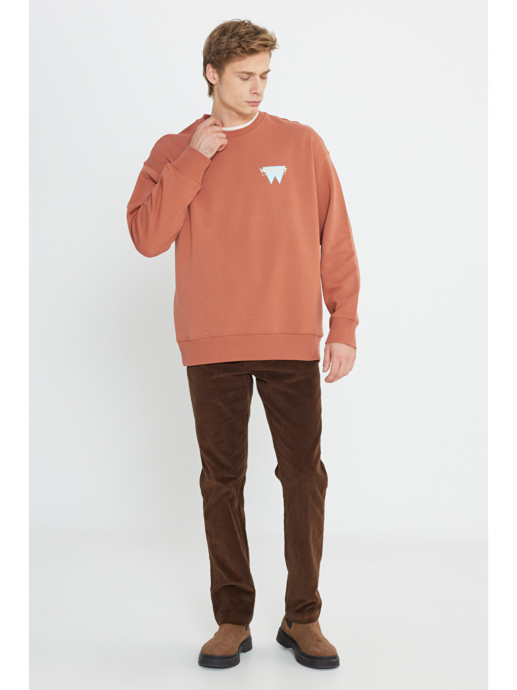 Kahverengi Oversize Fit Geniş Kesim Bisiklet Yaka Şardonlu Tarçın Sweatshirt-2