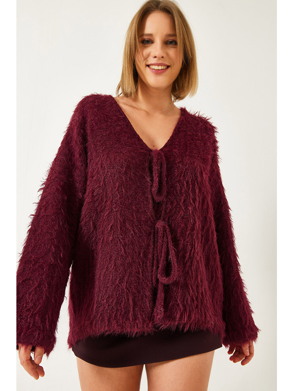 Bordo Kadın Tüylü Bağlamalı Hırka