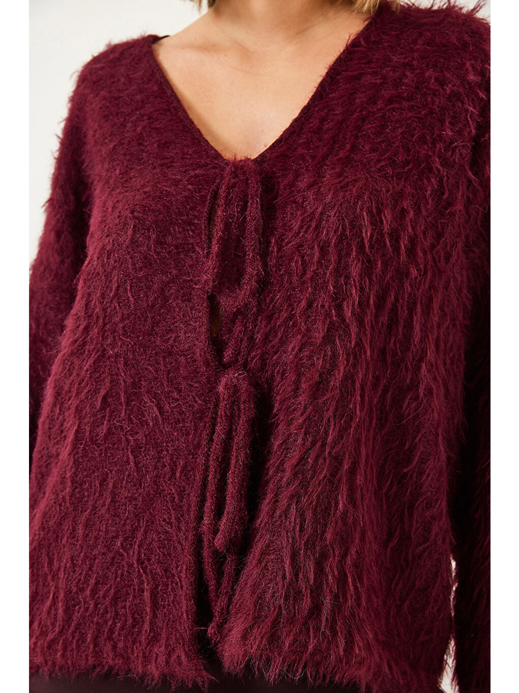 Bordo Kadın Tüylü Bağlamalı Hırka-3