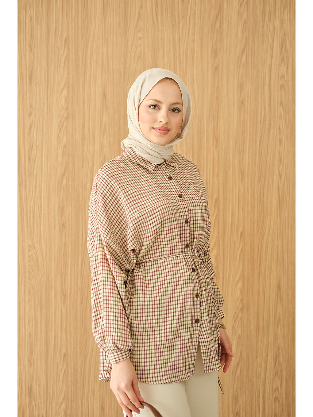 Kadın Ekose Desen Bel Bağlamalı Gömlek Kahverengi-3