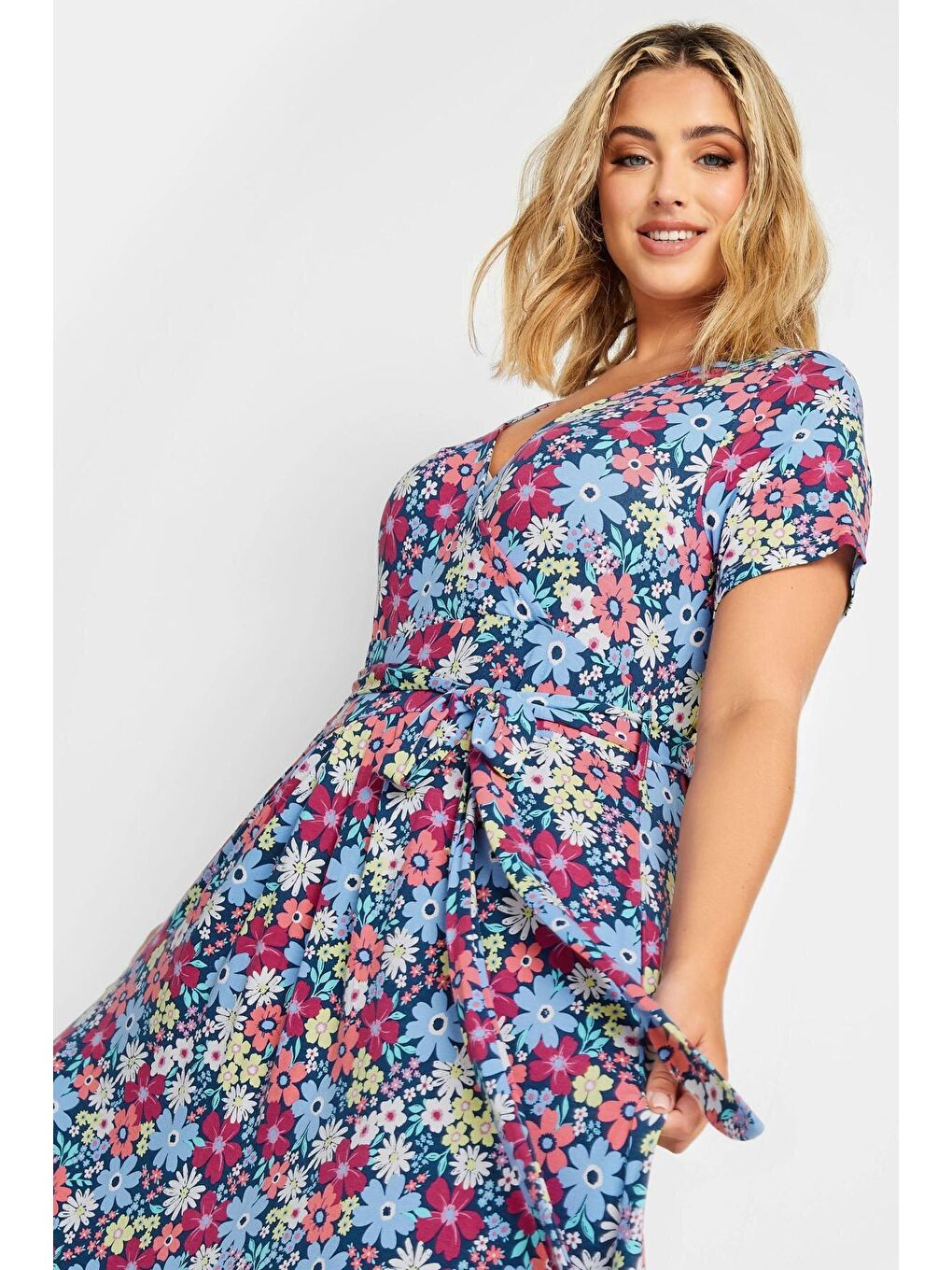 Mavi Büyük Beden V Yaka Desenli Kuşaklı Elastanlı Yarım Kol Anvelop Elbise 302375-3