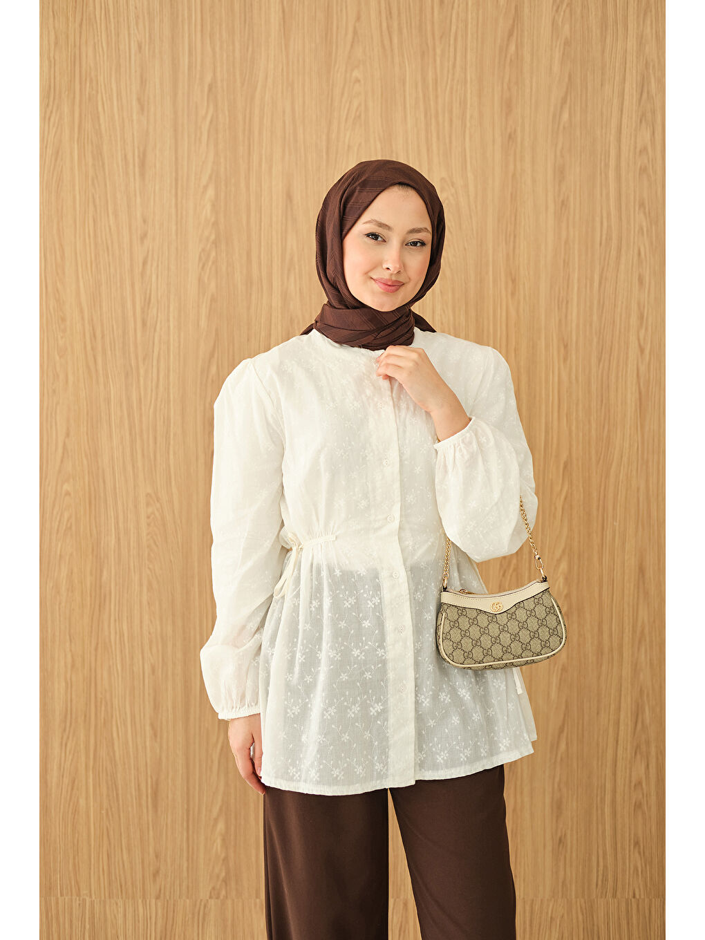 Kadın Belden Bağcık Detaylı Gömlek Ekru