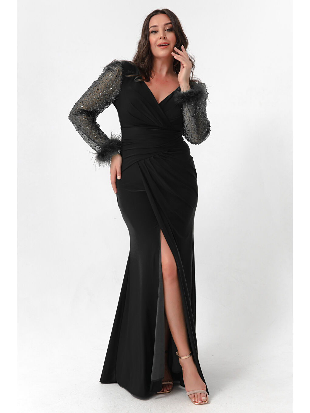 Kadın Siyah V Yaka Kolları Taşlı Yırtmaçlı Büyük Beden Uzun Abiye Elbise-1