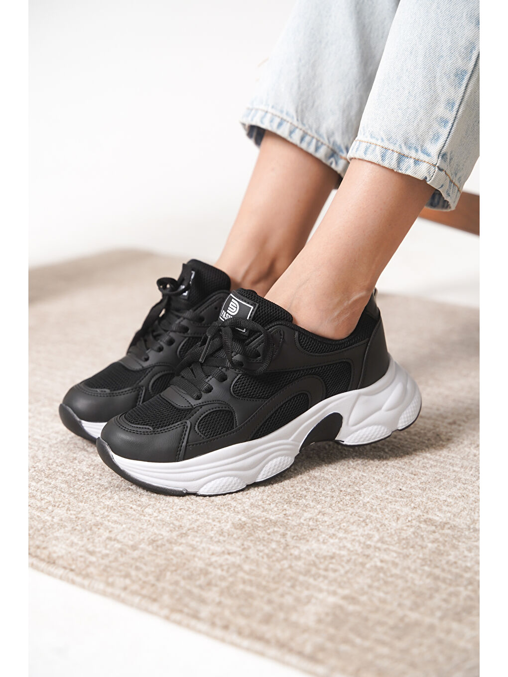 Siyah D0164 Günlük Ortopedik Kadın Sneaker Spor Ayakkabı-1